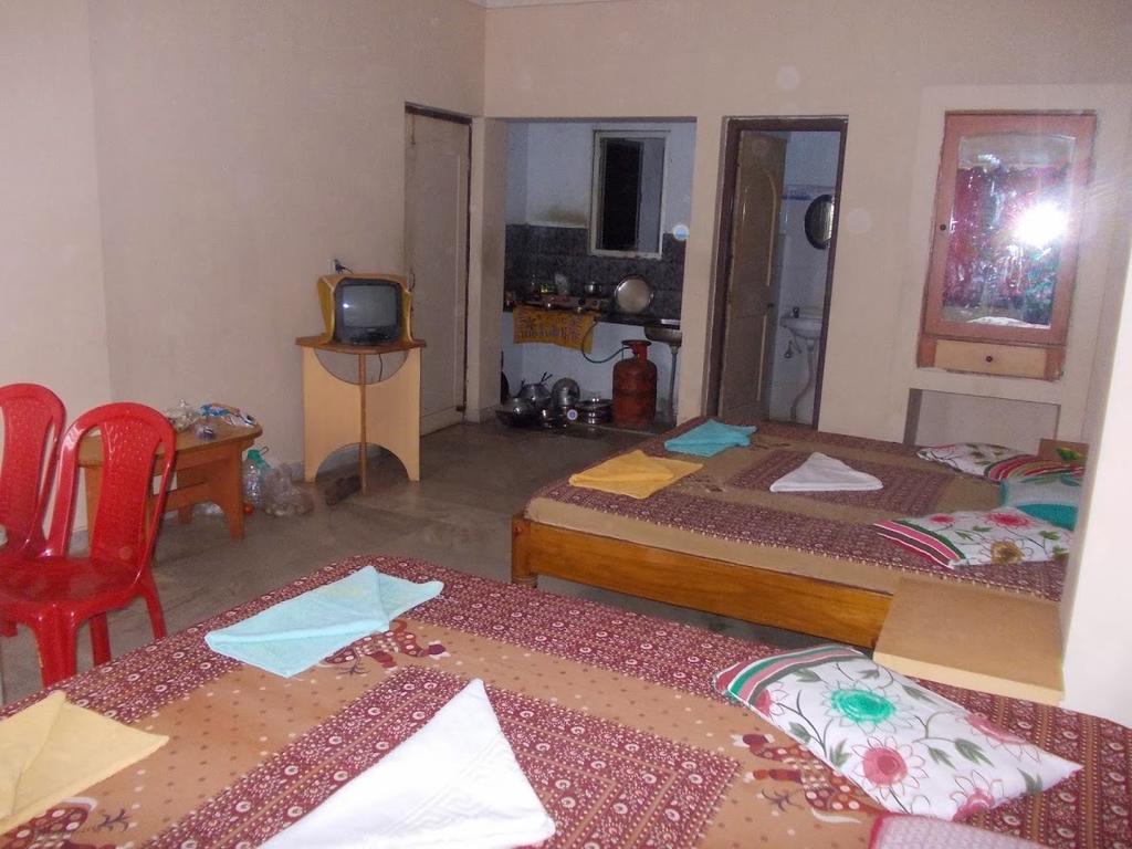 Rishaan Guest House 普里 客房 照片